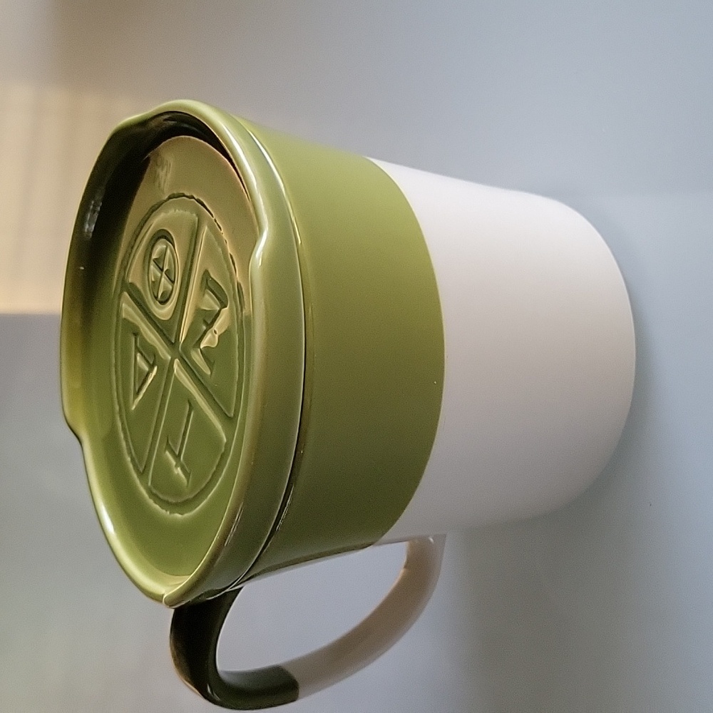 Starbucks Green/White 2010 Zen Tazo Porcelain Mug with Lid